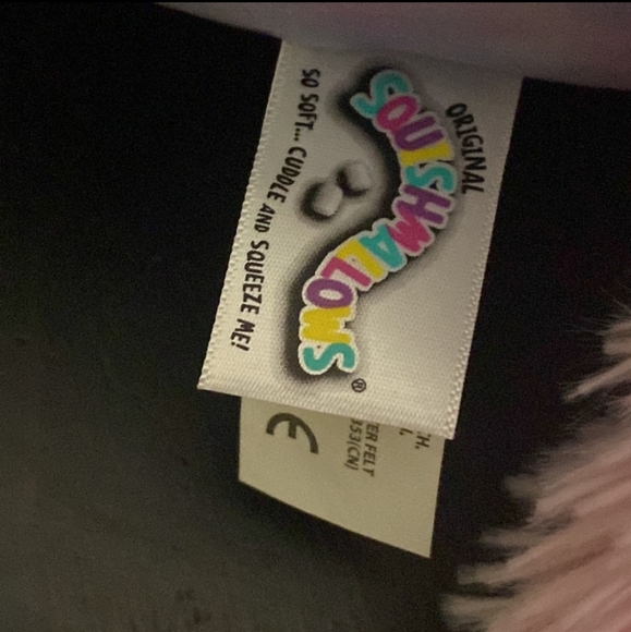 Unicorn Squishmallows - Picture 4 of 4